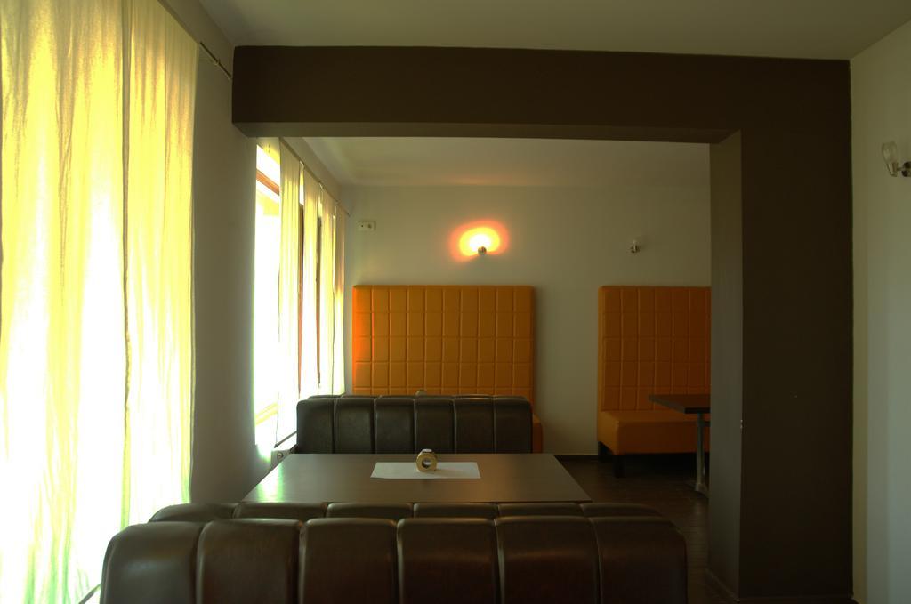 Hotel Sany Приморско Экстерьер фото